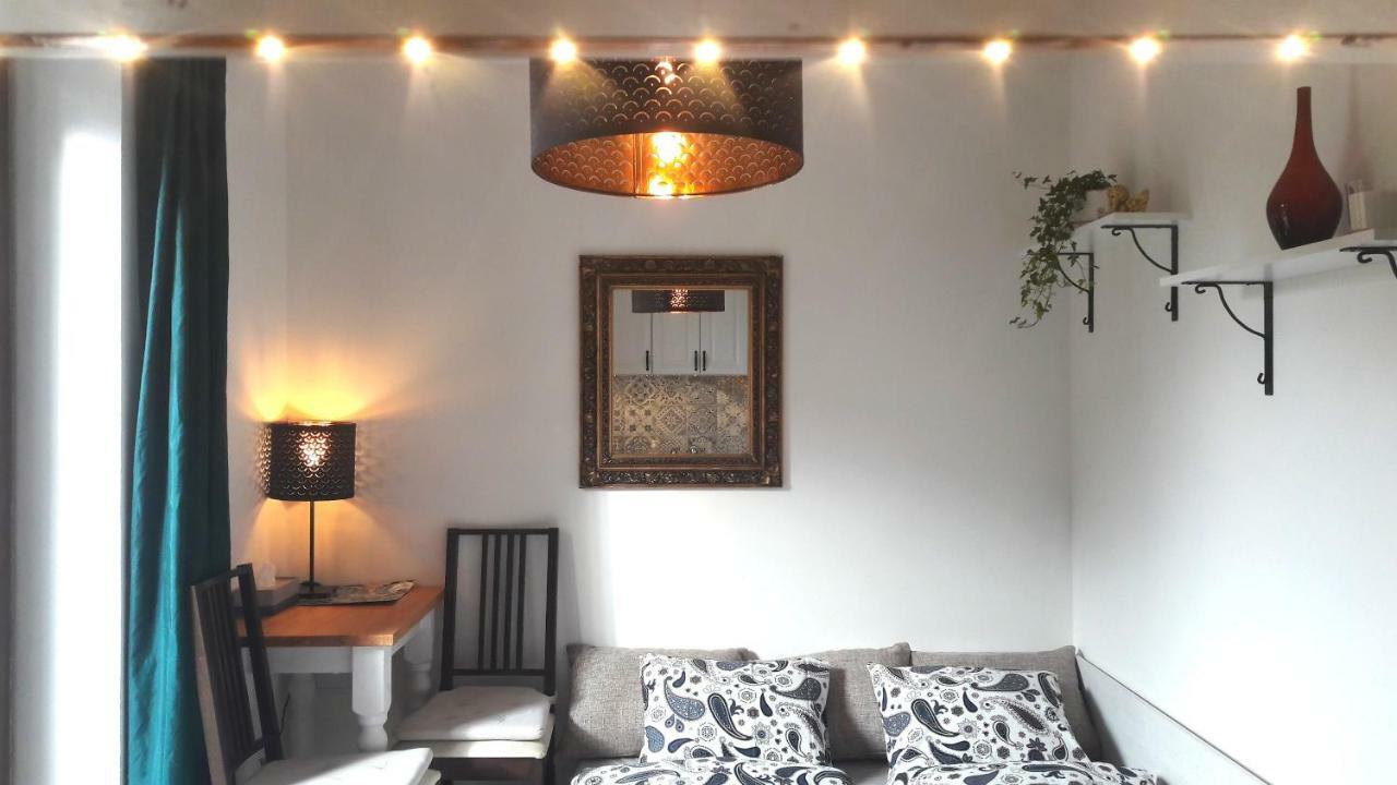 Sun Terrace Studio / Studio Sluneční Terasa Praga